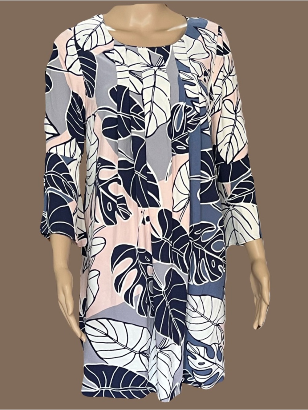 Tropical Leaf Pattern Shift Dress in Navy, Light Pink & White